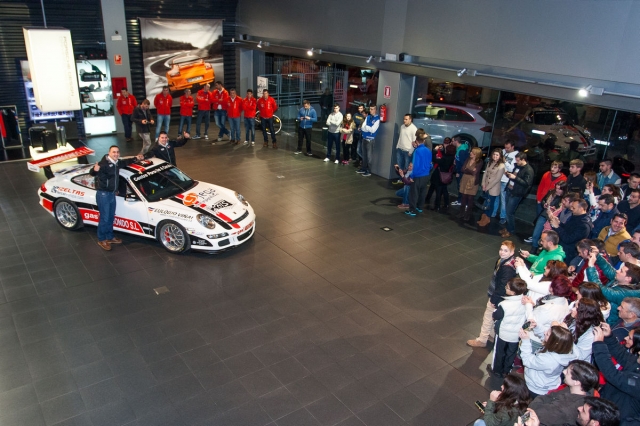 004 presentacion ares racing 47